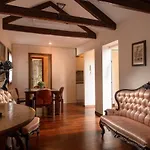 Attic Terrace San Square View Διαμέρισμα *