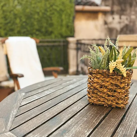 Attic Terrace San Square View 아파트