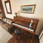 Attic Terrace San Square View شقة