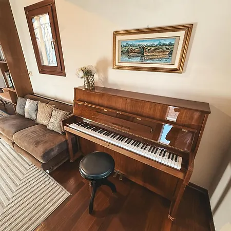 Attic Terrace San Square View Апартаменты