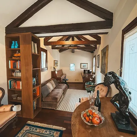 Attic Terrace San Square View * Венеция