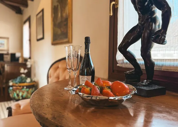 Apartmán Attic Terrace San Square View