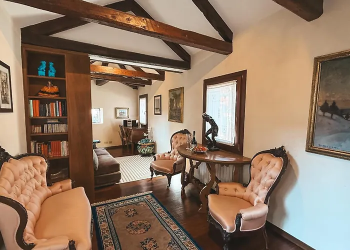 Attic Terrace San Square View *