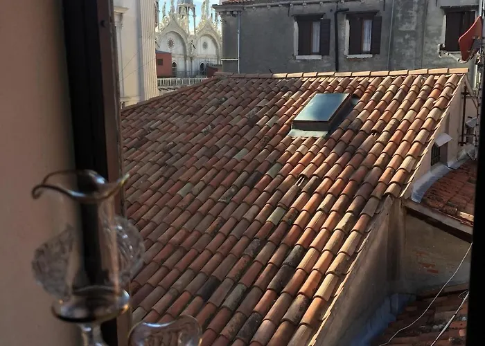 Attic Terrace San Square View Apartamento Veneza